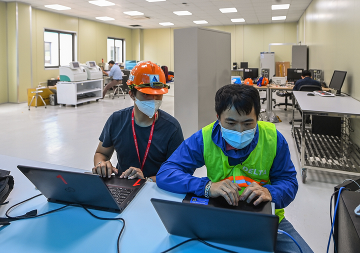 Ảnh: Bệnh viện dã chiến điều trị COVID-19 lớn nhất Hà Nội trước ngày hoạt động - 7