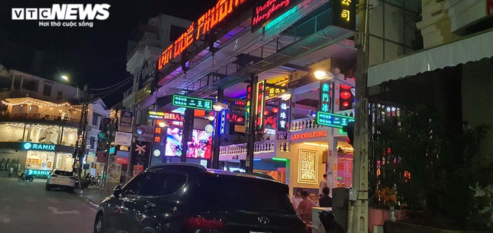 Ảnh: Nhịp sống vắng lặng lạ thường ở TP Huế những ngày chống dịch COVID-19 - 9