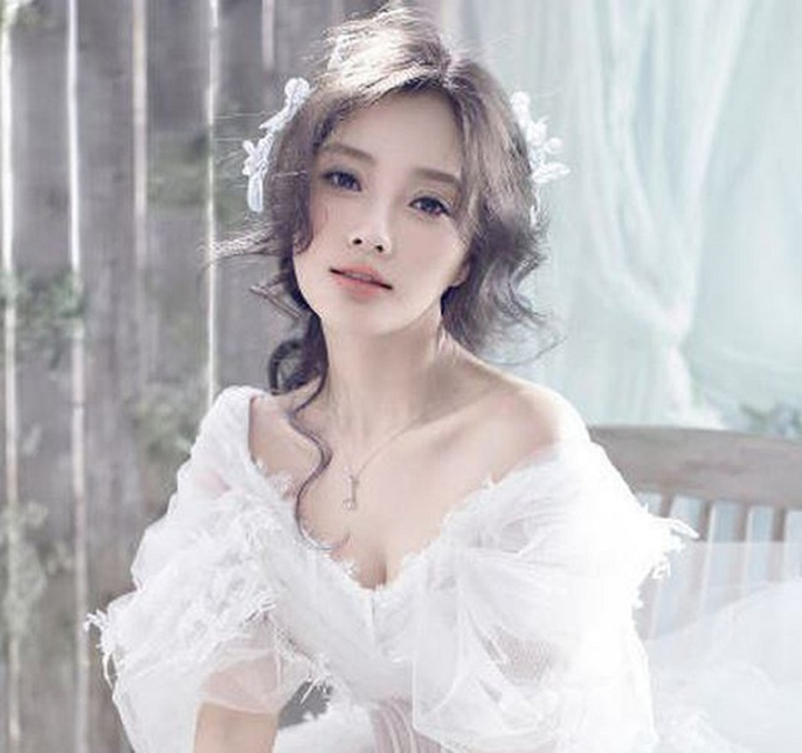 Mỹ nhân 'ngông cuồng' tự xưng là tiền bối của Châu Tấn dù kém 8 tuổi - 3