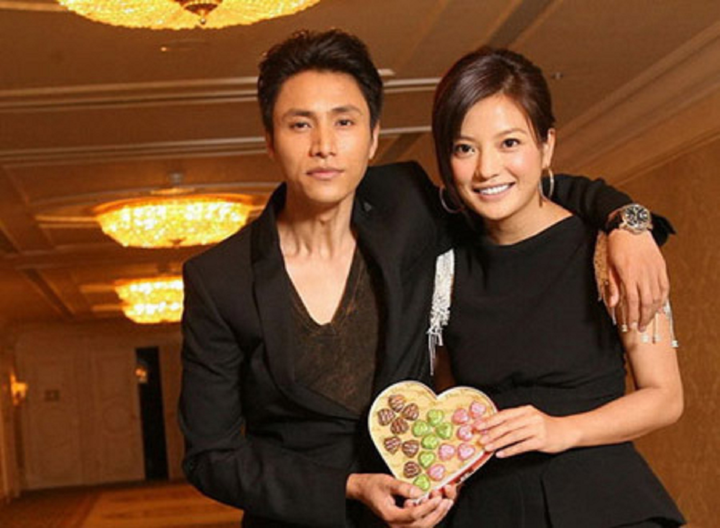 Triệu Vy 'ngã ngựa': Lộ rõ ai 'ngỡ là bạn', ai thực sự là bạn - 5