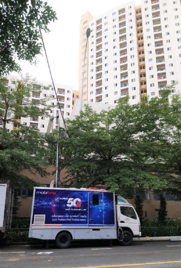 Đoàn Thanh niên MobiFone tặng 1000 túi an sinh cho người có hoàn cảnh khó khăn - 3