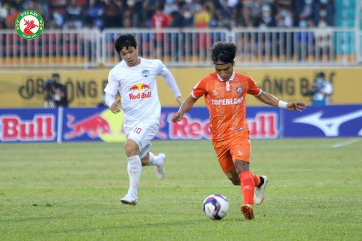 Tân binh tuyển Việt Nam: Hâm mộ Tuấn Anh từ ngày nhặt bóng, bán giày - 2