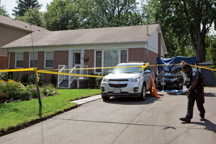 Kẻ sát nhân điên rồ giết cả gia đình để níu giữ người yêu - 5