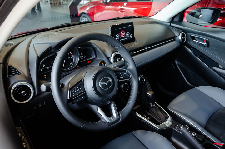 3 mẫu sedan tiết kiệm nhiên liệu nhất tại Việt Nam - 2