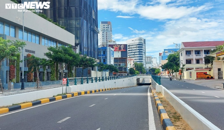 Bí thư Đà Nẵng: ‘Chúng ta phải theo tinh thần sống chung với dịch’ - 1