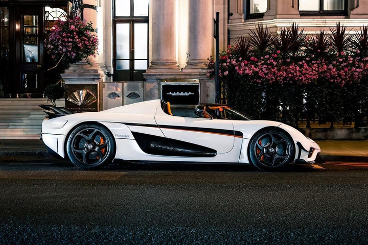 Dàn siêu xe triệu USD của hoàng tử Saudi Arabia - 5