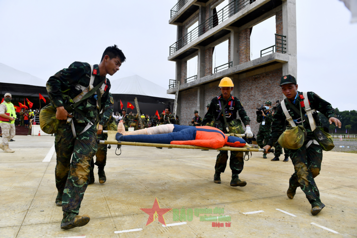 So tài kịch tính ở chặng 'Về đích' - 12