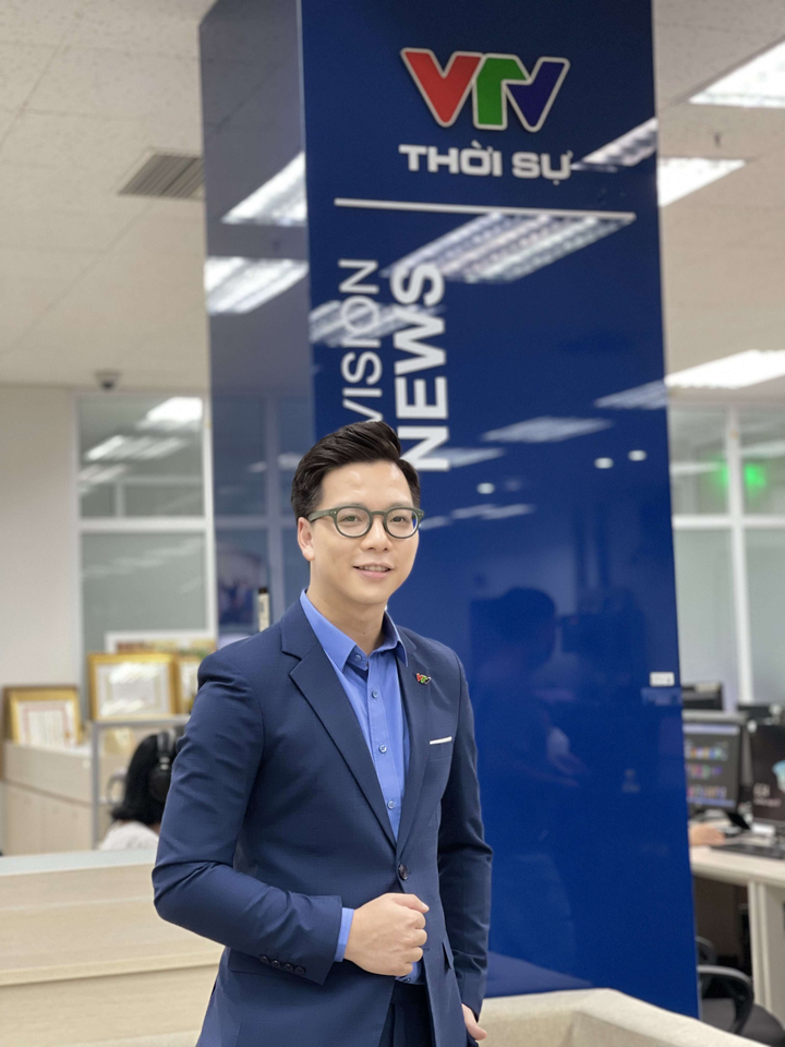 MC Hoàng Dương Thời sự VTV: Có những bình luận xúc phạm rất khiếm nhã - 3