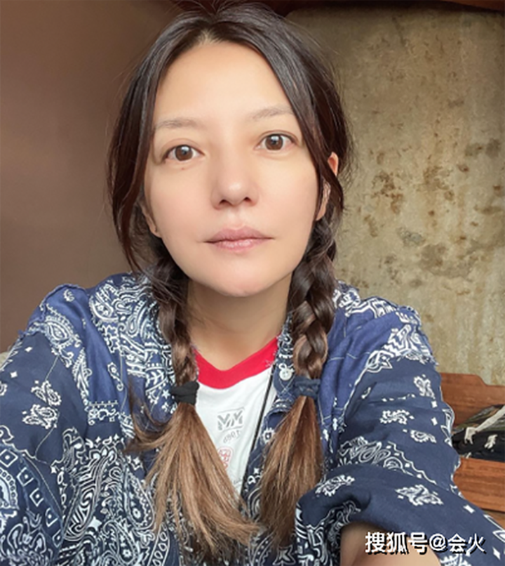 Bí quyết giúp Băng Phạm không xuống sắc như Triệu Vy, ngồi lề đường cũng đẹp - 7