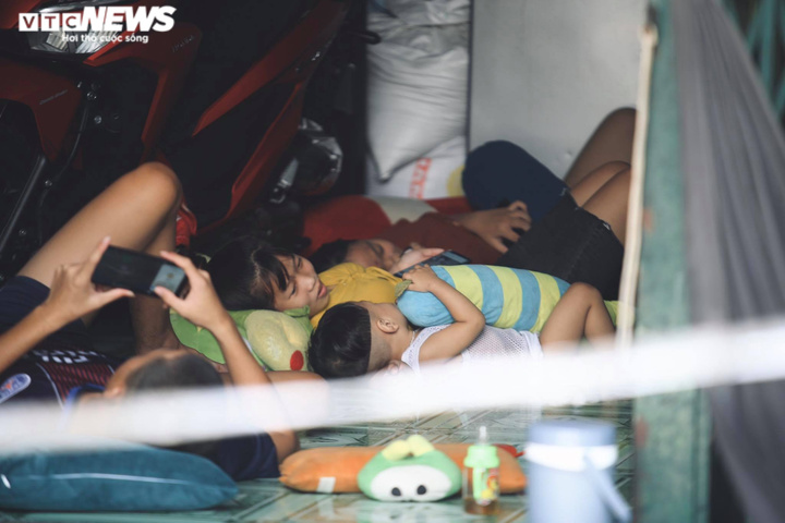 Nhiều ‘xóm trọ F0’ ở Bình Dương đang cần lắm những tấm lòng - 3