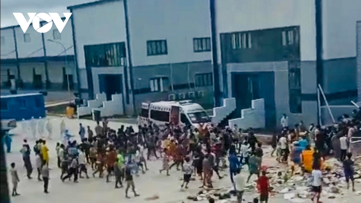 Chấn chỉnh tình trạng F0 chen lấn, giành suất ăn trong khu điều trị dã chiến - 2