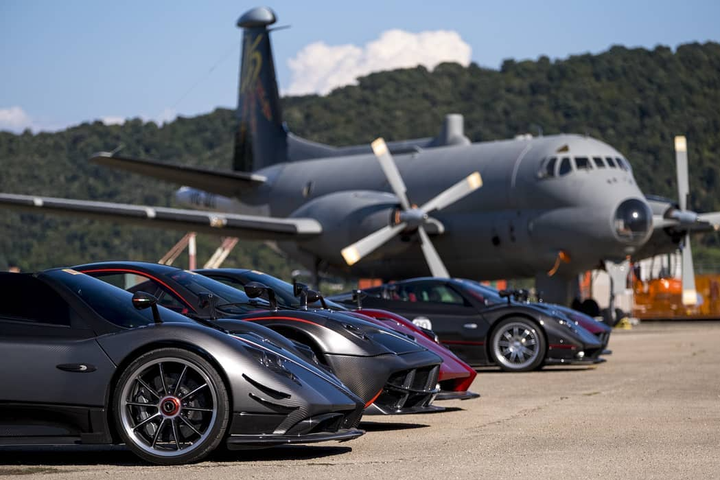 Hành trình triệu USD của những chiếc siêu xe Pagani - 4