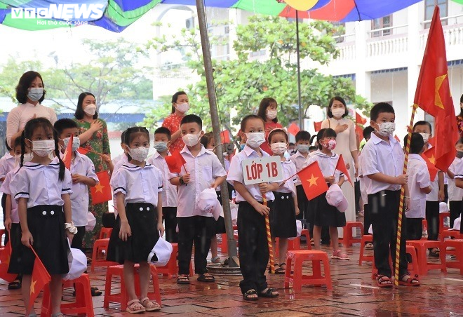 Học sinh cả nước tham dự lễ khai giảng đặc biệt năm học mới 2021 - 2022 - 14