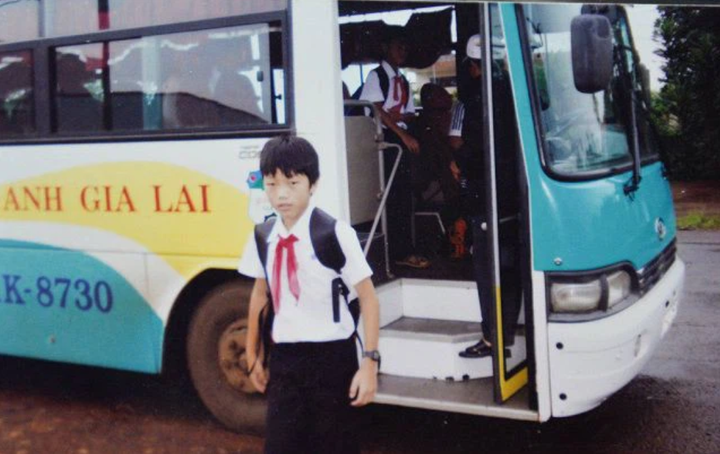 Tuyển thủ Việt Nam thời đeo khăn quàng đỏ: Thần thái 'ngôi sao', soái ca từ bé - 1