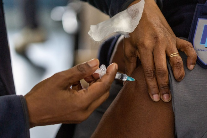 Phát hiện mới về biến chủng C.1.2 - 1