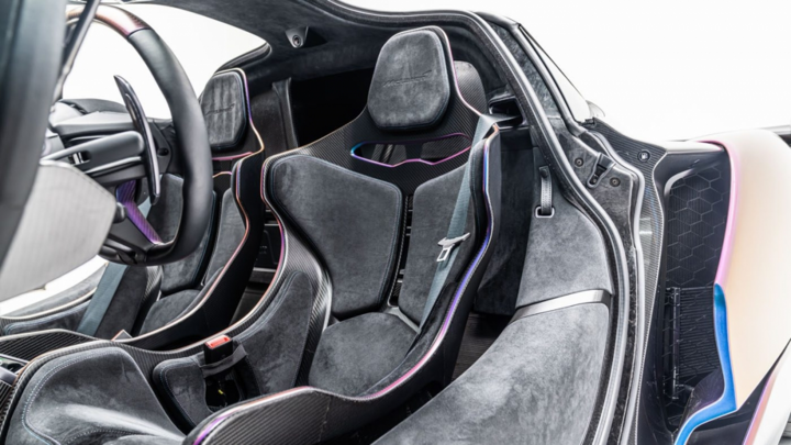 Cận cảnh McLaren Sabre với màu sơn độc nhất vô nhị - 14
