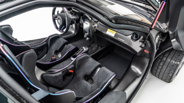 Cận cảnh McLaren Sabre với màu sơn độc nhất vô nhị - 12