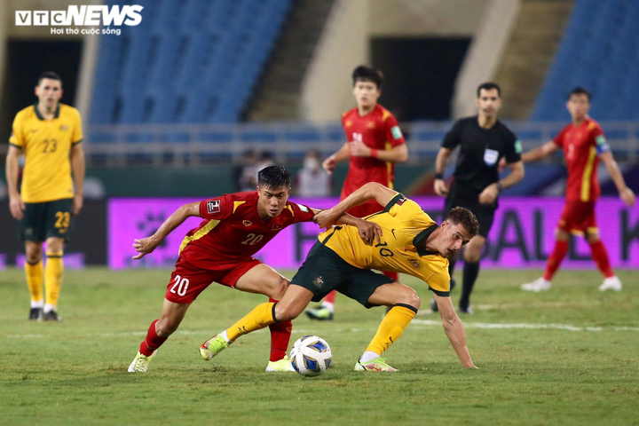 Trực tiếp bóng đá Việt Nam 0-1 Australia: Tuyển Việt Nam bị từ chối phạt đền - 3