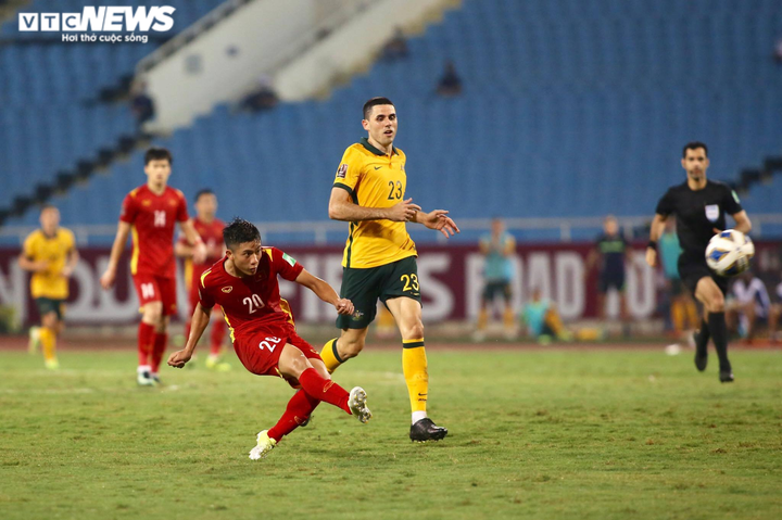 Trực tiếp bóng đá Việt Nam 0-1 Australia: Tuyển Việt Nam bị từ chối phạt đền - 1