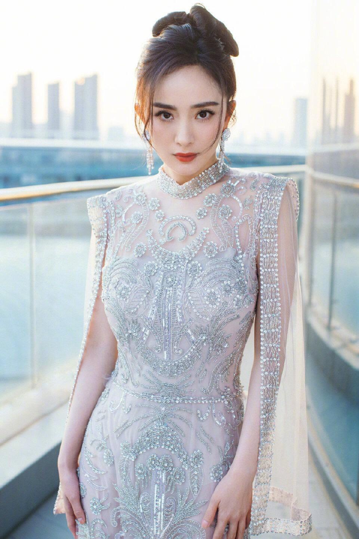 Nỗi nhục của Lý Liên Kiệt và các ngôi sao gian dối khi làm từ thiện - 3