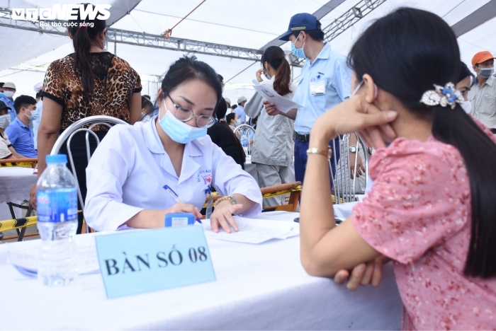 Ảnh: Hải Phòng ngày đầu triển khai tiêm vaccine Sinopharm cho nửa triệu dân - 5