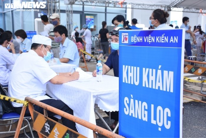 Ảnh: Hải Phòng ngày đầu triển khai tiêm vaccine Sinopharm cho nửa triệu dân - 4