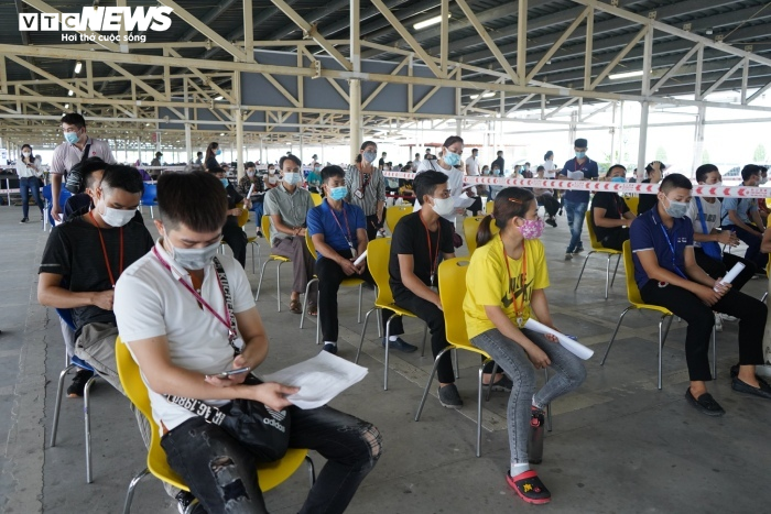 Ảnh: Hải Phòng ngày đầu triển khai tiêm vaccine Sinopharm cho nửa triệu dân - 9