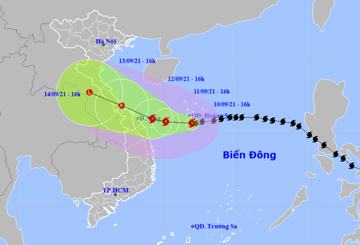 Bão số 5 giật cấp 13, cách Quảng Trị - Quảng Nam 380km - 1