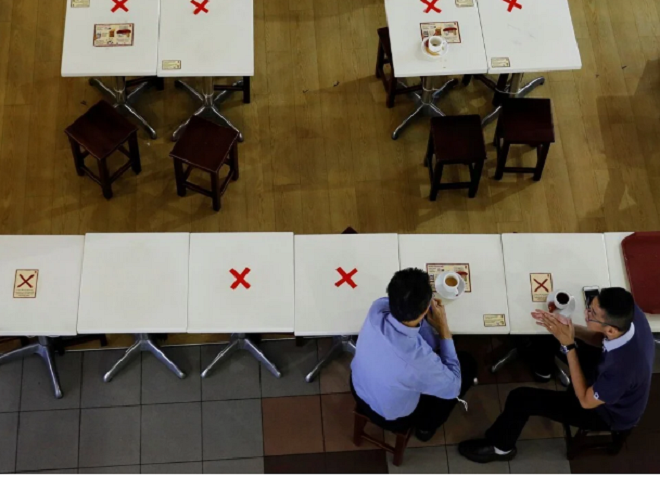 Sống chung với COVID-19, Singapore có thể ghi nhận tới 1.000 ca bệnh/ngày - 1