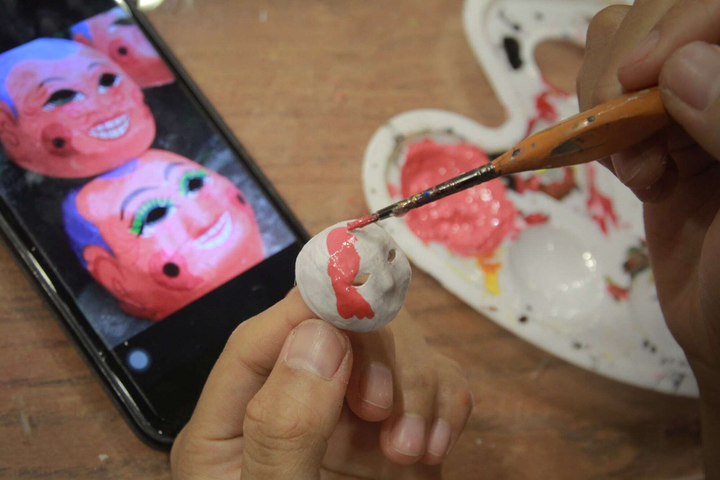 Độc đáo mâm cỗ, đèn lồng trung thu tí hon giá hơn nửa triệu đồng - 7