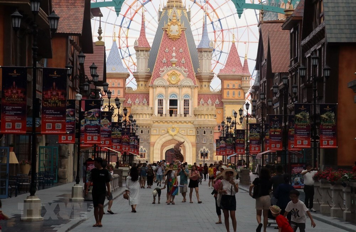 Thủ tướng đồng ý thí điểm đón khách du lịch quốc tế đến Phú Quốc - 1