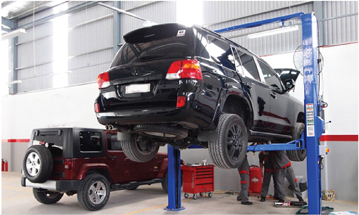 Ô tô gặp sự cố mùa COVID-19: Dịch vụ cứu hộ đội giá, khách mòn mỏi chờ sửa xe - 1