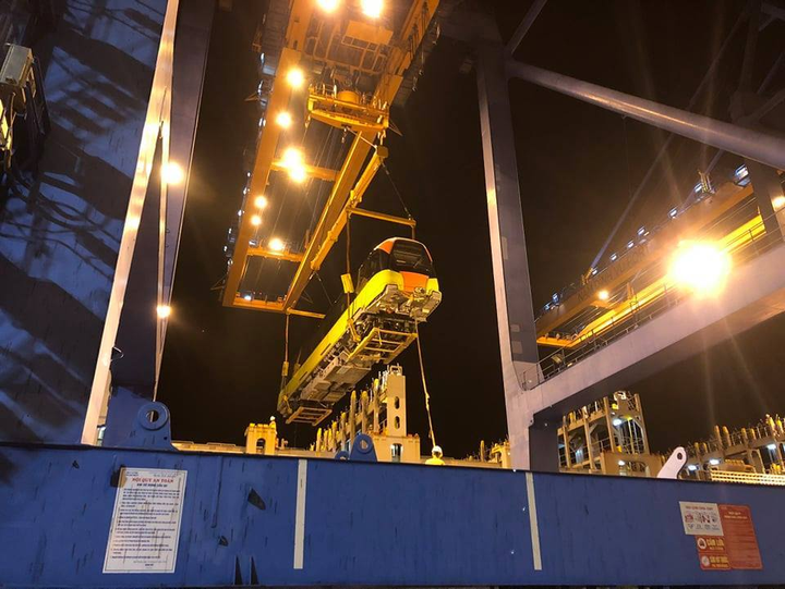 Đoàn tàu thứ 9 dự án đường sắt Nhổn - ga Hà Nội về Việt Nam - 1