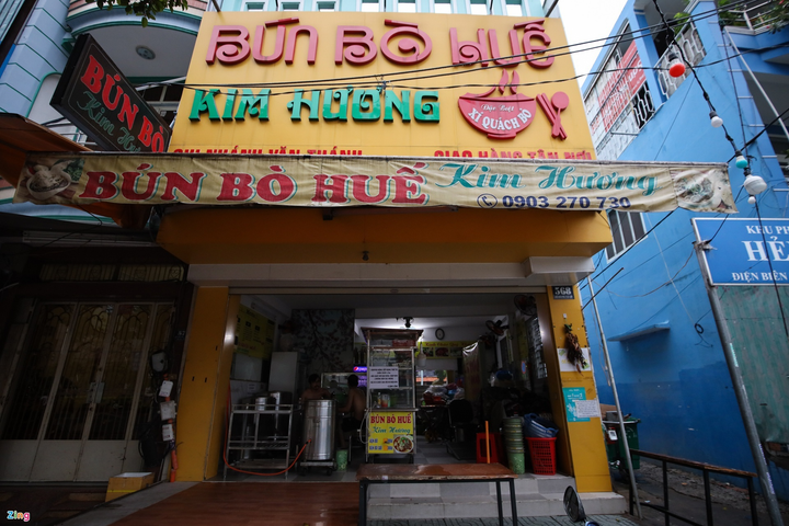 Vì sao hàng quán ở TP.HCM bối rối với '3 tại chỗ, 4 tự'? - 2