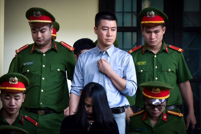 Trùm cờ bạc Phan Sào Nam tiếp tục nộp khắc phục hơn 2,6 triệu USD - 1