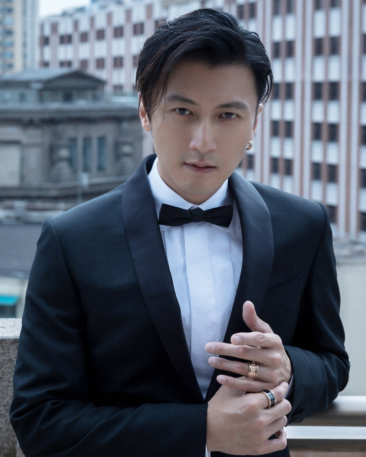 Nhan sắc Tạ Đình Phong từng khiến Trương Bá Chi say đắm, Vương Phi mê mệt 20 năm - 6