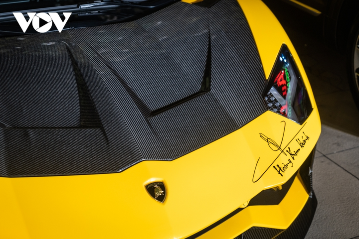 Những mẫu xe giá hàng chục tỷ đồng tại Việt Nam - 3