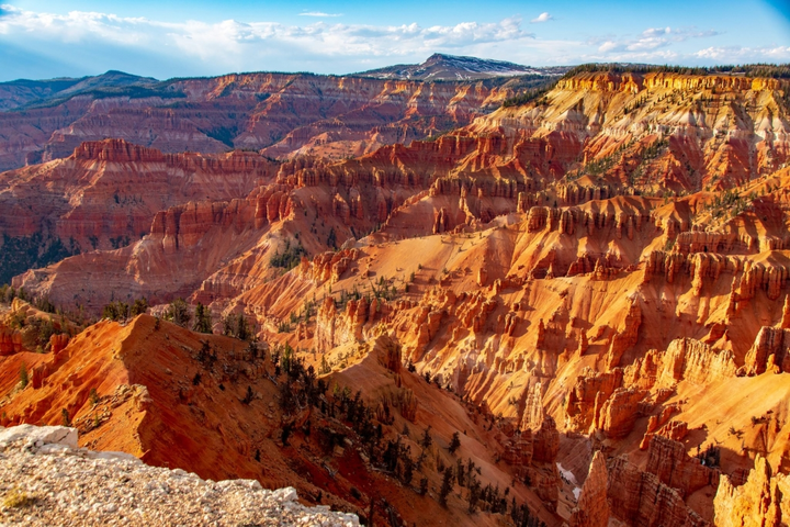 Đến Mỹ khám phá 12 'kỳ quan đá' ngoạn mục hiếm có - 5