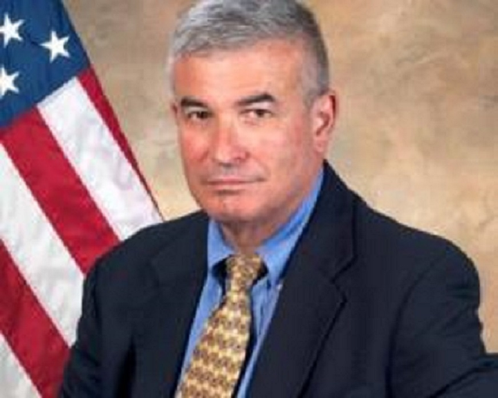 Video: Giáo sư Đại học Hải chiến Hoa Kỳ nói về luật hàng hải mới của Trung Quốc - 1