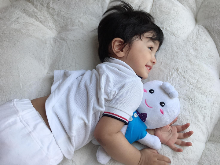 Con trai đáng yêu của nữ diễn viên Nguyệt Ánh và chồng Ấn Độ - 9