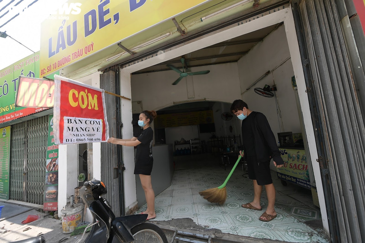 Hàng quán 'vùng xanh' Hà Nội háo hức chờ ngày được bán 'bình thường mới' - 10
