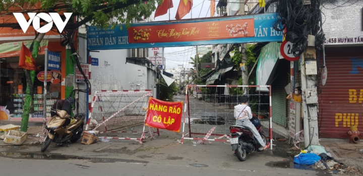 TP.HCM thí điểm mở cửa quận 7 trở lại vào ngày 15/9 - 8