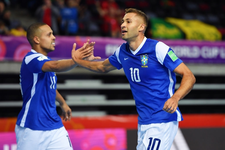 Trực tiếp bóng đá Việt Nam vs Brazil World Cup futsal 2021 - 2