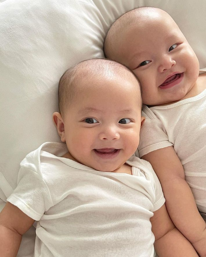 Hà Hồ kể chuyện sinh non Lisa và Leon, khóc ròng thương con - 6