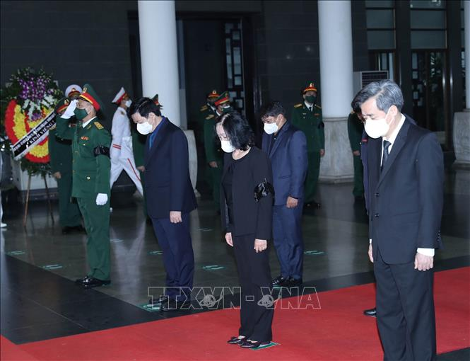 Ảnh: Lãnh đạo Đảng, Nhà nước viếng Đại tướng Phùng Quang Thanh - 11