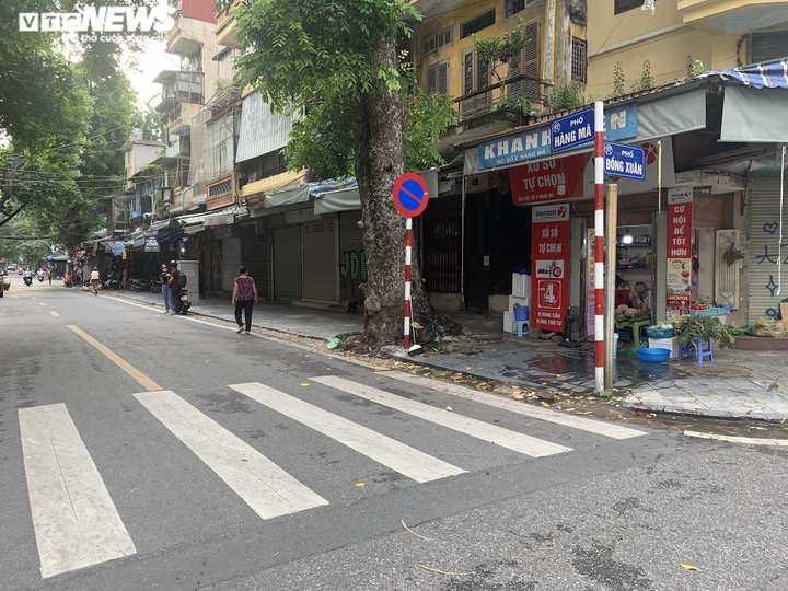 Mùa trung thu ảm đạm chưa từng có tại 'thủ phủ' đồ chơi giữa phố cổ Hà Nội - 1