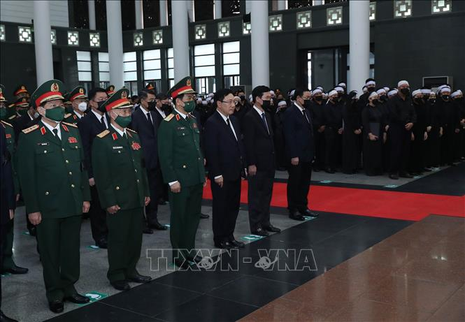 Ảnh: Lãnh đạo Đảng, Nhà nước viếng Đại tướng Phùng Quang Thanh - 15