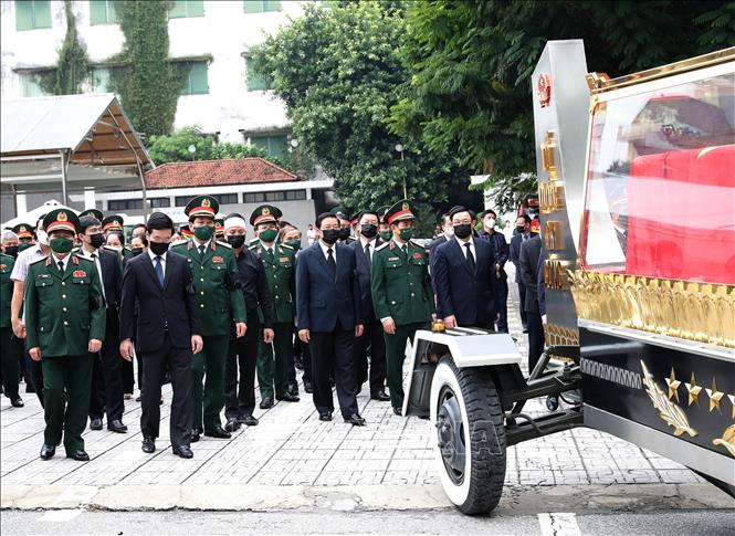 Ảnh: Lãnh đạo Đảng, Nhà nước viếng Đại tướng Phùng Quang Thanh - 18