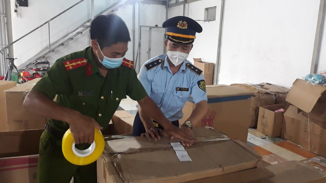 Kho hàng đồ chơi không rõ nguồn gốc lớn nhất từ trước đến nay tại Nam Định - 1