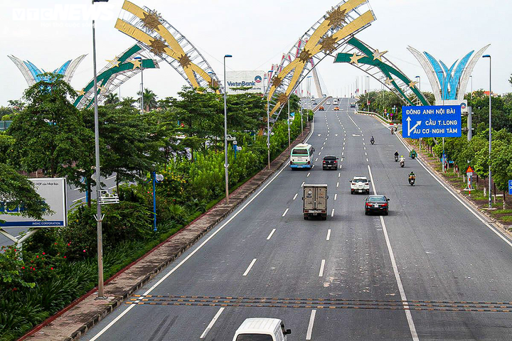 Hà Nội: Dỡ 39 chốt kiểm soát, bỏ kiểm tra giấy đi đường ở 'vùng xanh' - 10